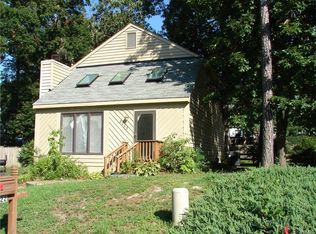 8222 Stockade Cir, Mechanicsville, VA 23111