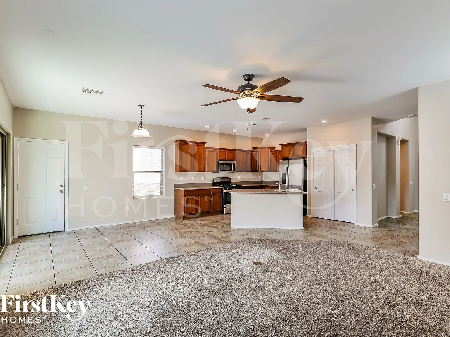 4 bed, 3.0 bath, 1880 sqft, $1,785 — Photo 2
