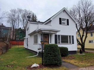 618 E Empire St, Ishpeming, MI 49849