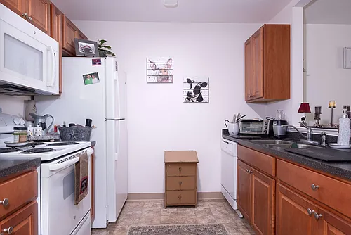 10 Tyler Way Photo 1