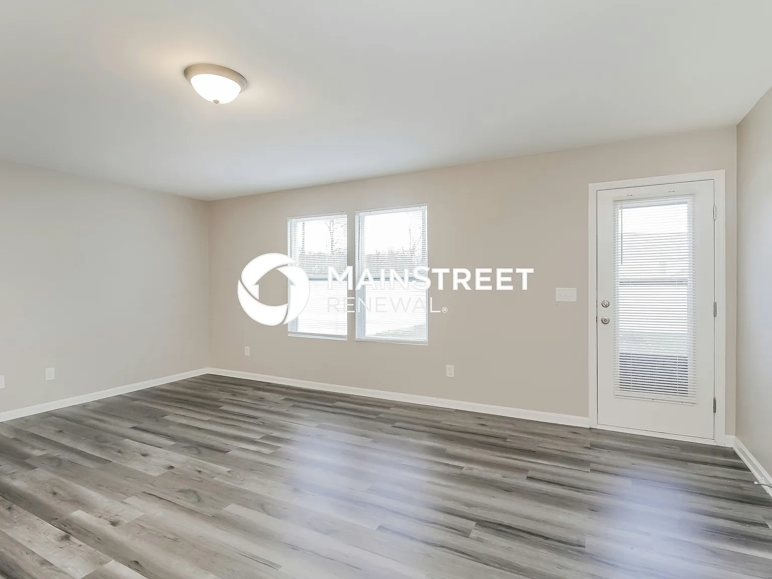 347 Cornielle Ln — Photo 4