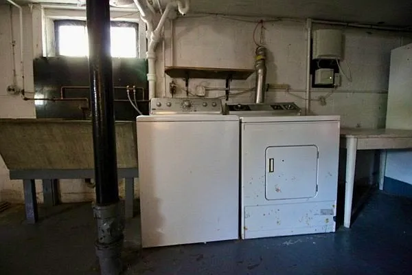 20 Orlando Ave — Photo 20
