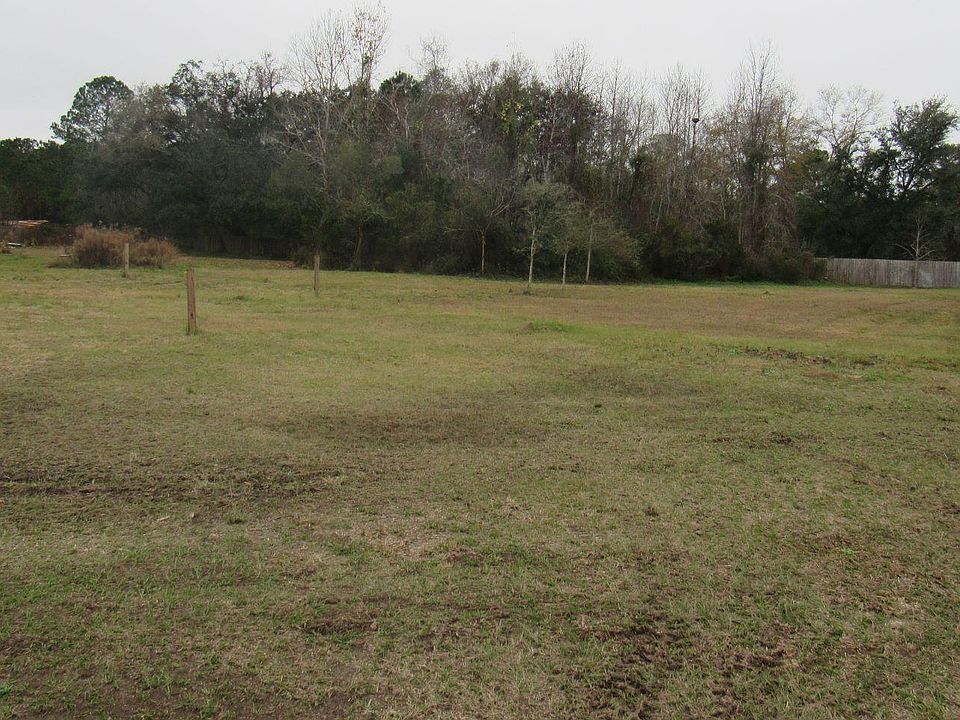 2nd image of 4896 Bears Bluff Rd