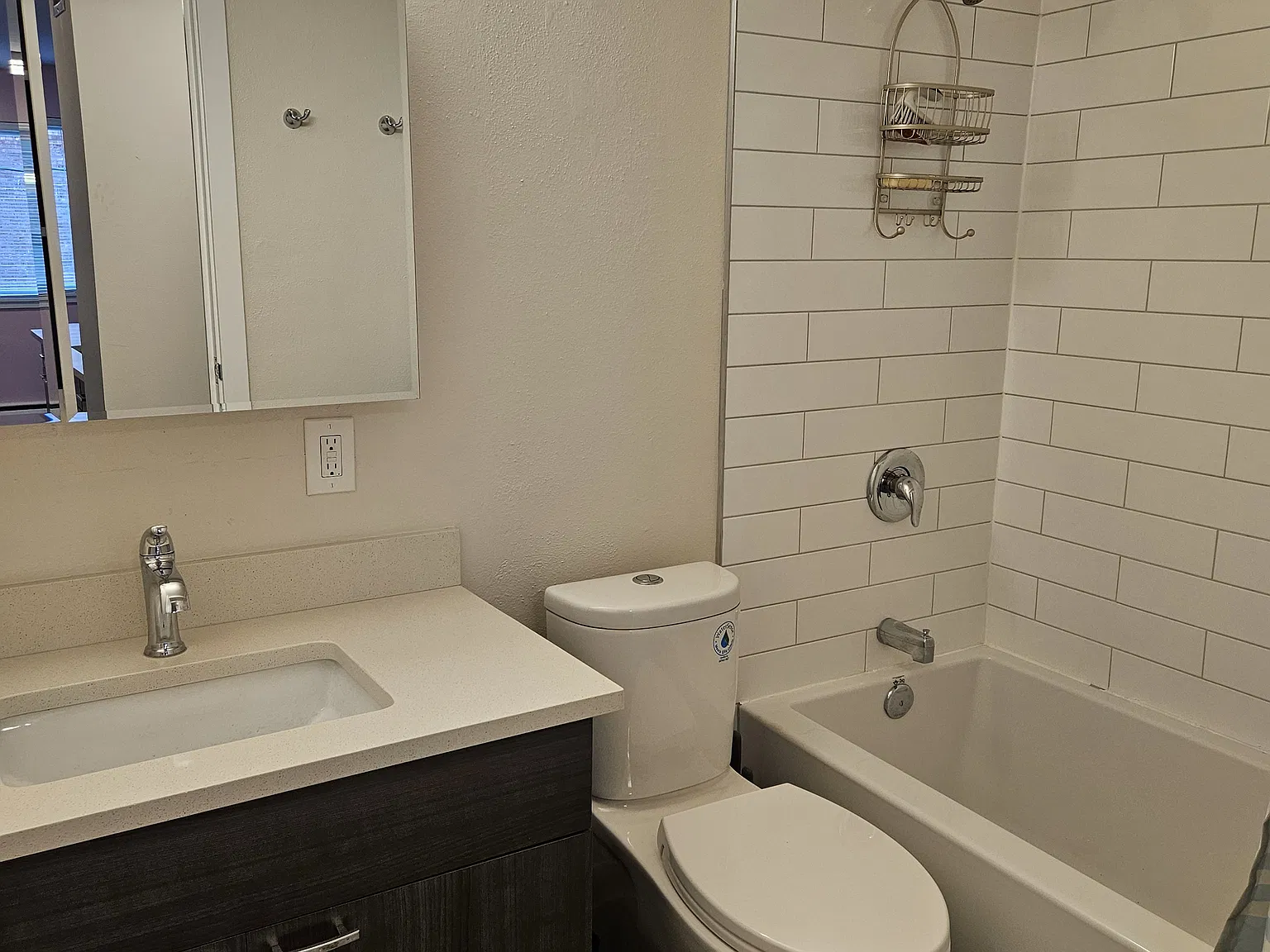 1 bed, 600 sqft, $1,750 — Photo 4