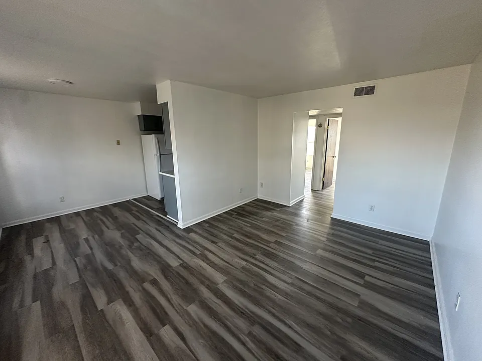 7528 Garrison Rd #3