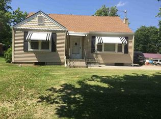 215 W 7th St, Alma, KS 66401