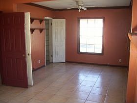 5th image of 13807 Bluegrove Ave