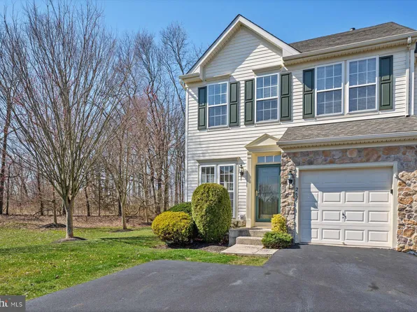 2625 Crabapple Cir, Perkasie, PA 18944