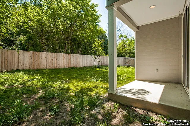 256 Claremont Ave #102 — Photo 23