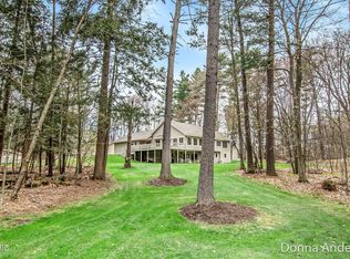 17645 Peach Ridge Ave, Kent City, MI 49330