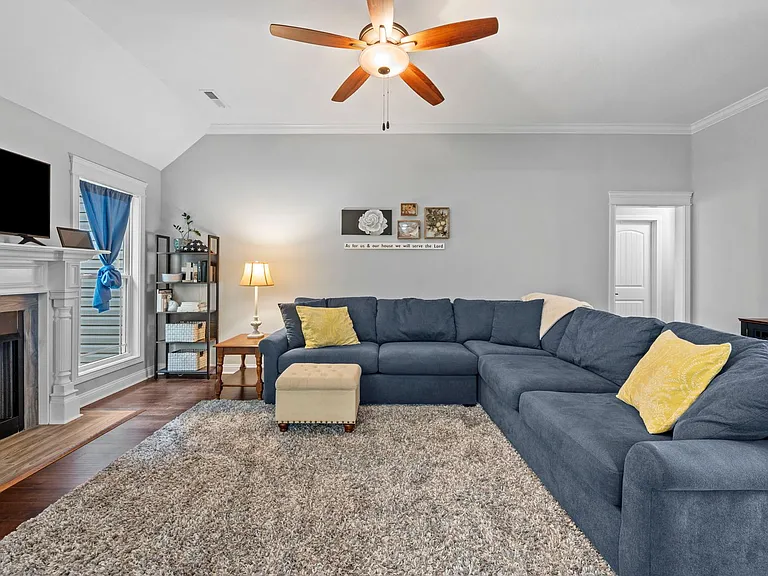 1048 Harrison Way — Photo 5