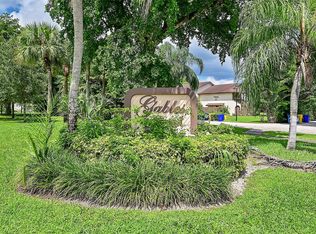 23490 SW 57th Ave APT 607, Boca Raton, FL 33428