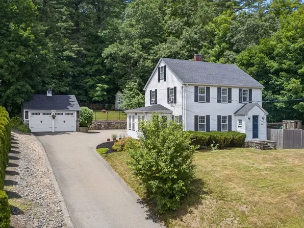 158 Haverhill St, North Reading, MA 01864