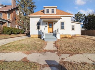 2015 8th St, Monroe, WI 53566