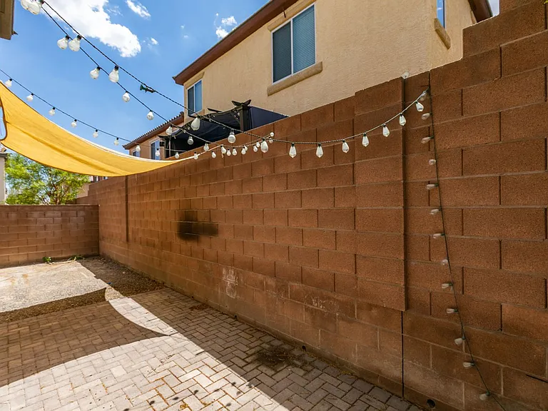 9341 Colorful Rainbow Ave — Photo 42