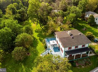 775 S Birdell Rd, Honey Brook, PA 19344