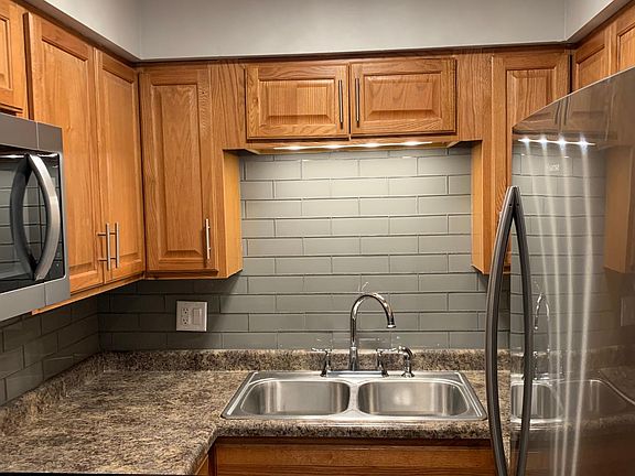 2nd image of 210 Circle Ave APT 400