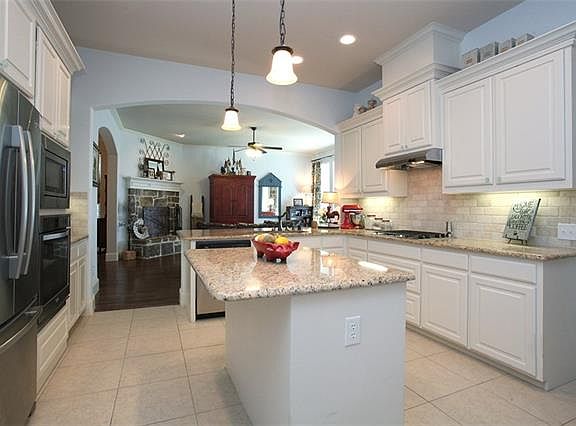 5th image of 2714 Westpoint Dr
