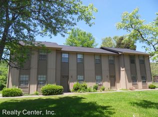 145 Golfcrest Ln, Oak Ridge, TN 37830