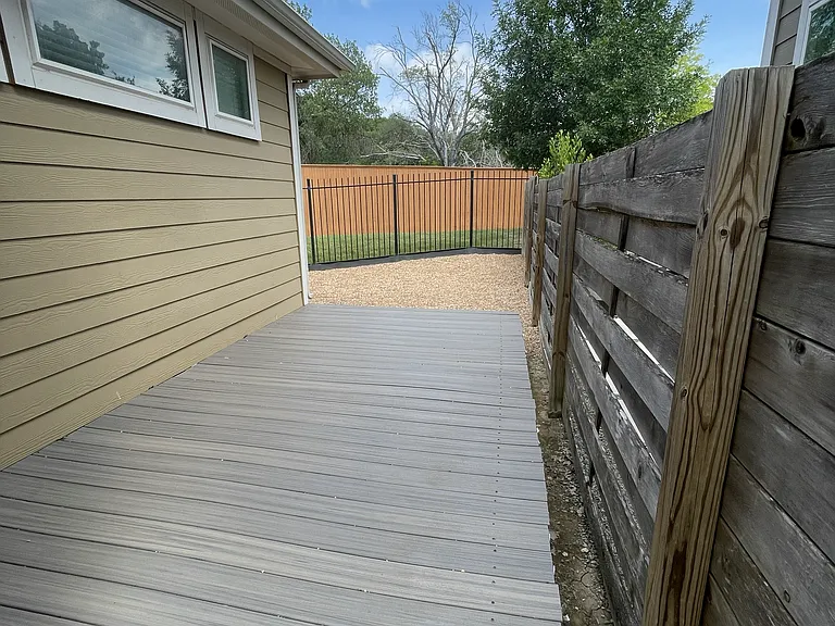 Side Deck