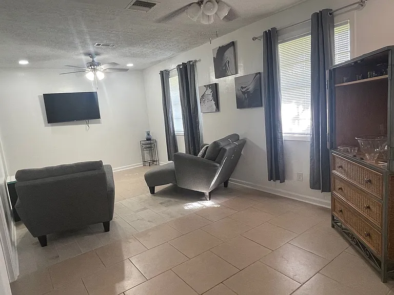 103 Jackson Ave — Photo 19