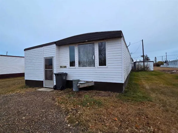 51-5113 5117th Ave N #5107, Berwyn, AB T0H 0E0