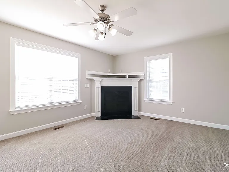 11 Glen Ridge Ct — Photo 7