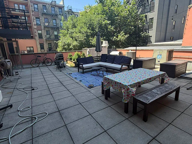 19 Clinton St #203 — Photo 15