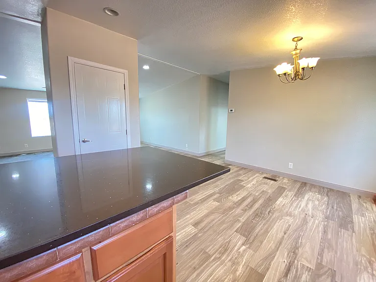 314 Manzanita Way — Photo 5