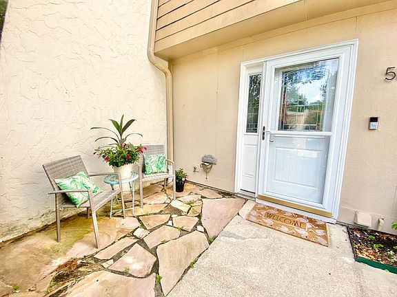 2nd image of 507 Ventura Pl #1