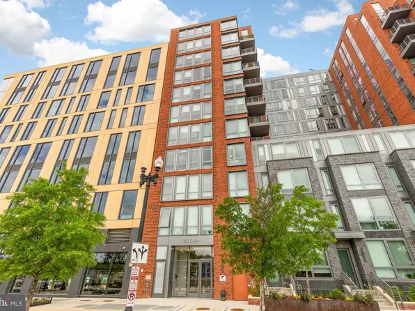 1211 Van St SE APT 608, Washington, DC 20003