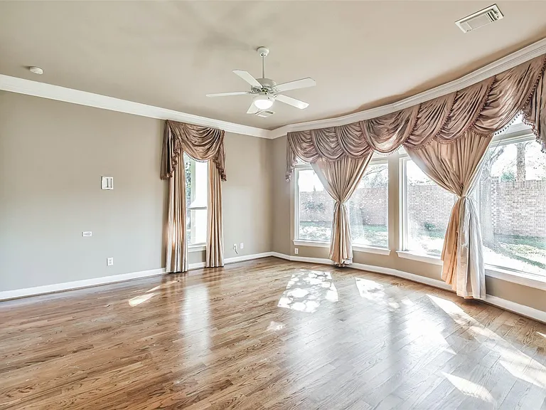 11511 Gallant Ridge Ln — Photo 26