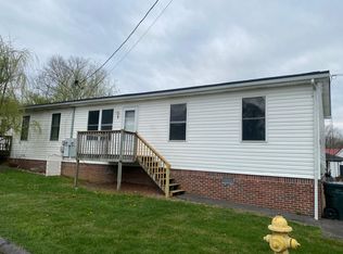115 2nd St UNIT 1, Bristol, VA 24201