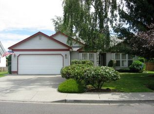 884 Fern Dr, Lynden, WA 98264