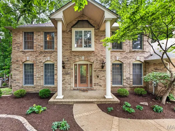 461 Thunderhead Canyon Dr, Ballwin, MO 63011