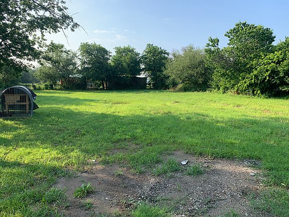 4th image of 1536 N Fm 200