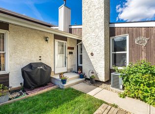 6522 184th St NW, Edmonton, AB T5T2P1