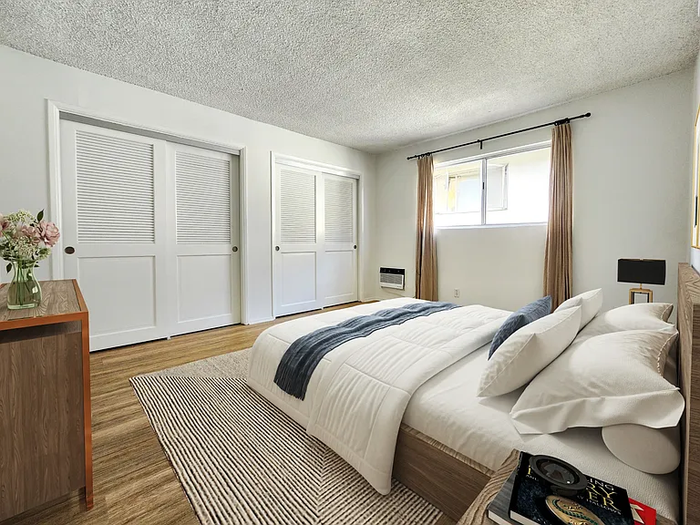 11838 Goshen Ave #7 — Photo 10
