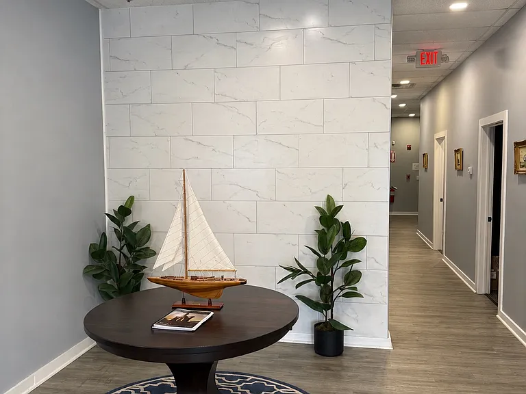 901 E Wilson St #905 — Photo 3