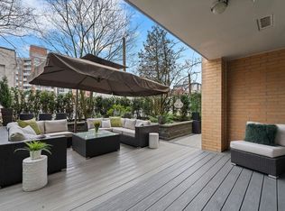 221 Union St #213, Vancouver, BC