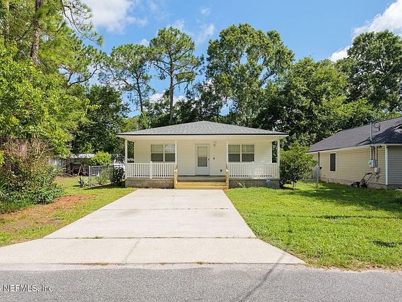 2nd image of 1062 COLLIER Boulevard