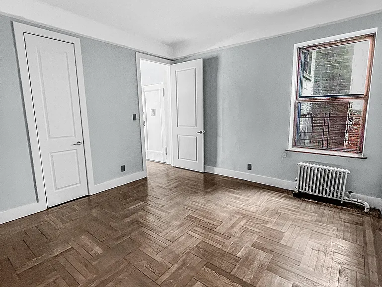 347 McDonald Ave #B2 — Photo 7