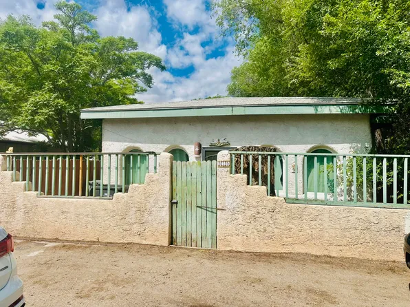 315 Wilshire Dr SW, Albuquerque, NM 87105