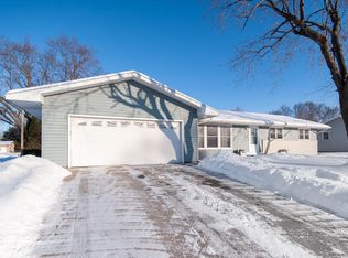 663 Green Ct, Onalaska, WI 54650