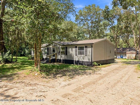 4th image of 7395 Robb Rd