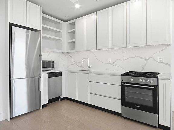 3rd image of 635 4th Ave #1003