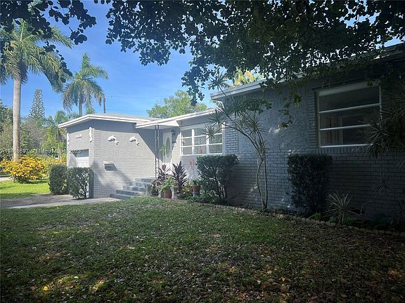2nd image of 370 Carolina Ave