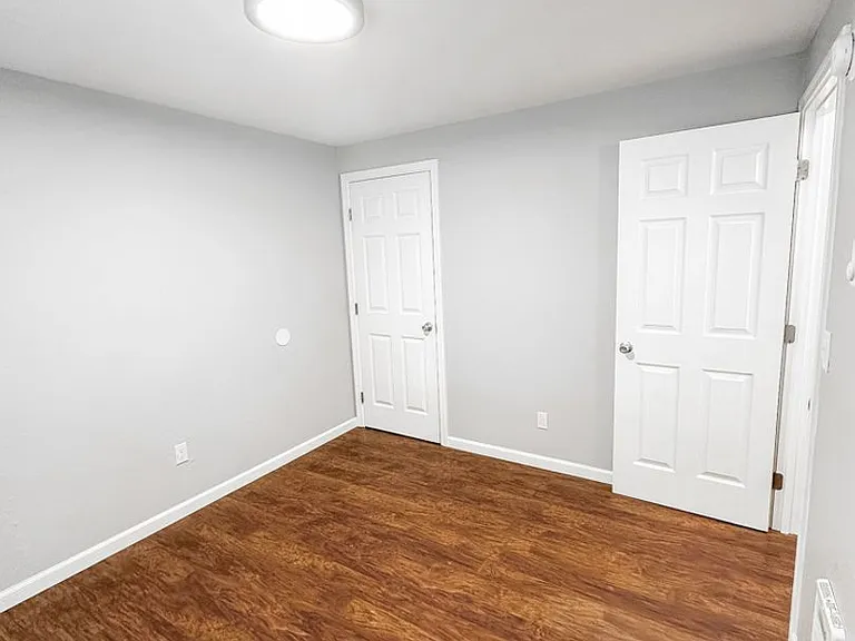 180 Garland Way N — Photo 21