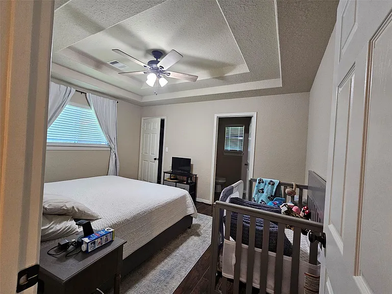 10761 Royal Terrell Dr — Photo 13