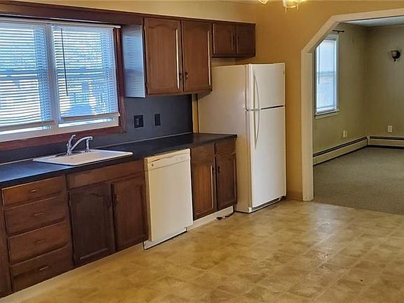 2nd image of 1381 Mineral Spring Ave